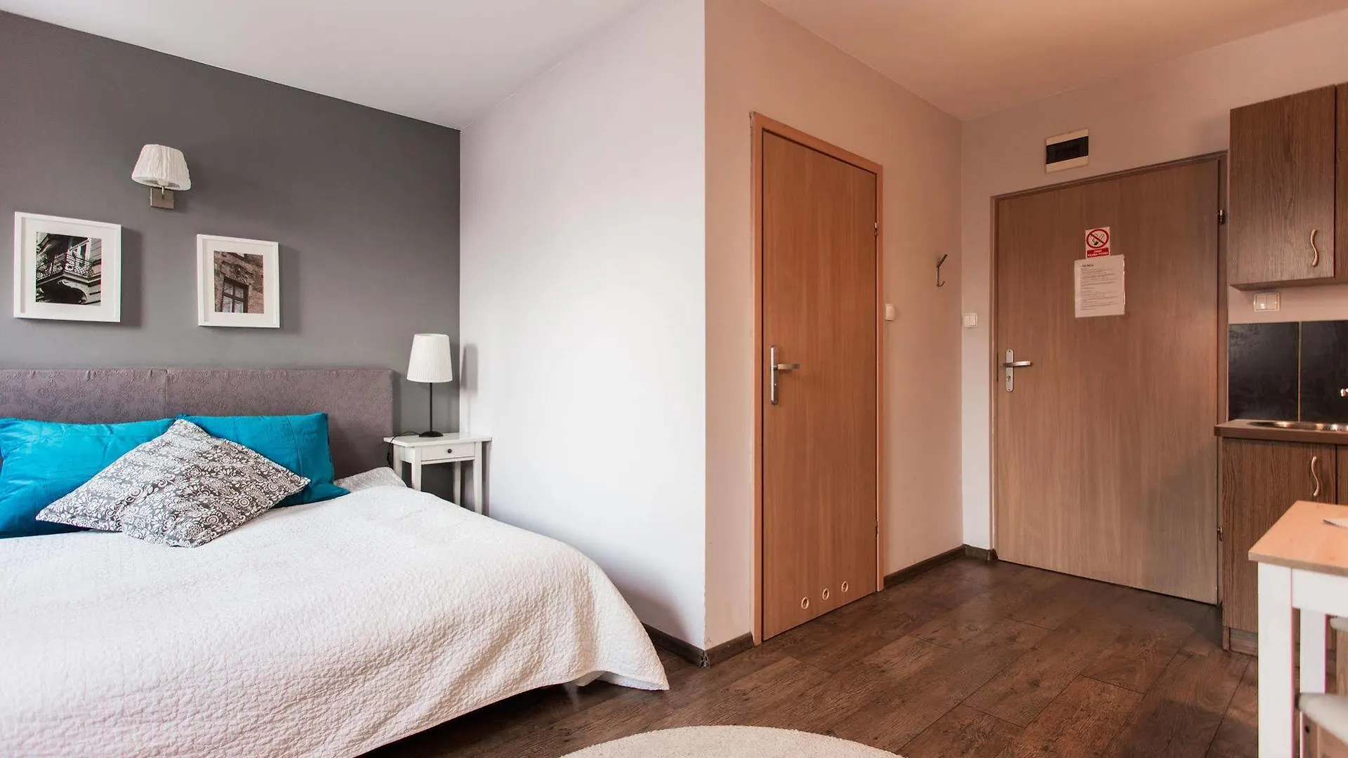 *****  Apartwawel Hotel Krakow Poland